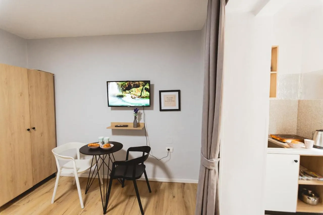 Daire New Studio Near New Bazaar - Tirana City Center